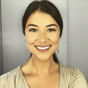 Meet your Posher, Kyla